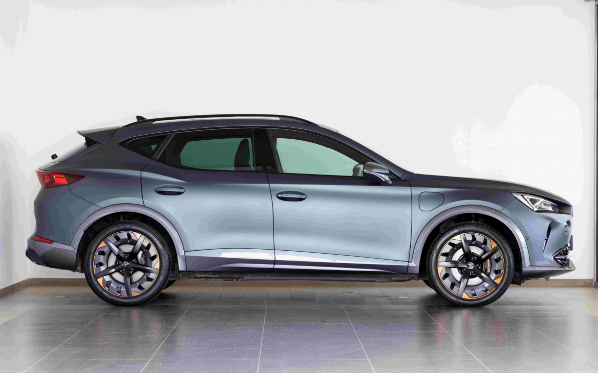 CUPRA 03 compressed 2